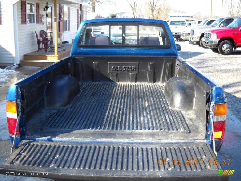 1993 Pickup Deluxe Regular Cab 4x4 - Blue Pearl Metallic / Gray photo #9