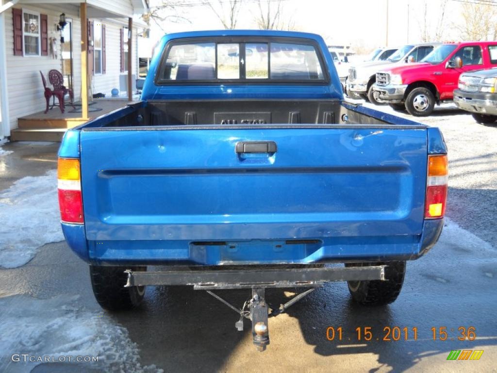 1993 Pickup Deluxe Regular Cab 4x4 - Blue Pearl Metallic / Gray photo #10