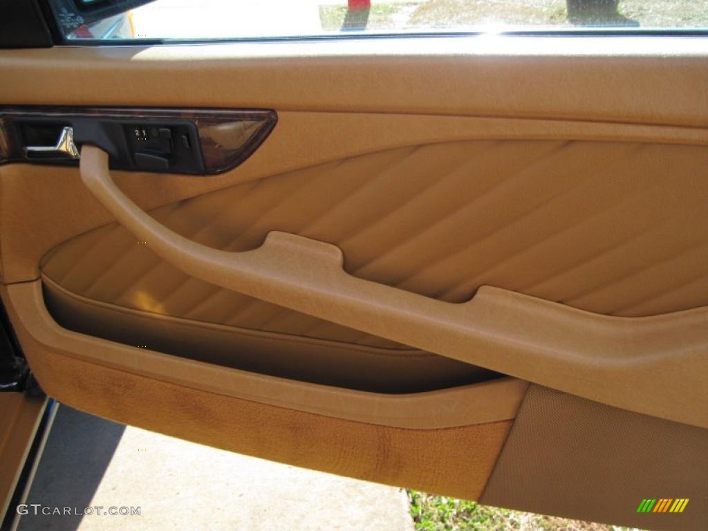 1991 Mercedes-Benz S Class 560 SEC Coupe Parchment Door Panel Photo #43082798