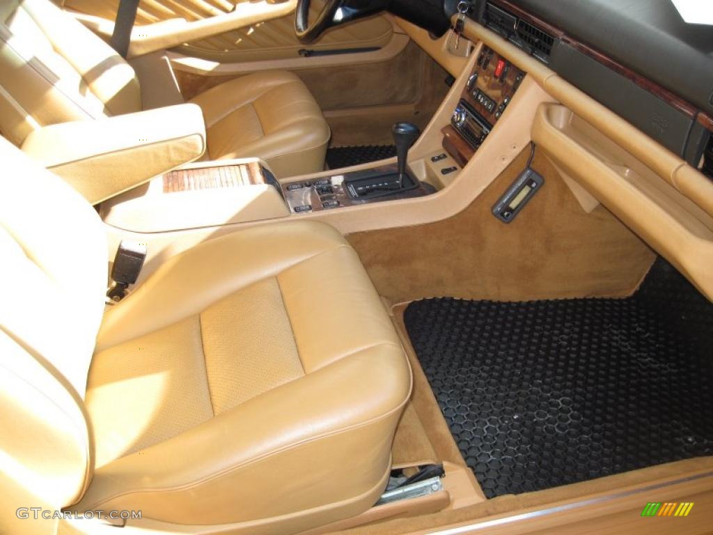 Parchment Interior 1991 Mercedes-Benz S Class 560 SEC Coupe Photo #43082814