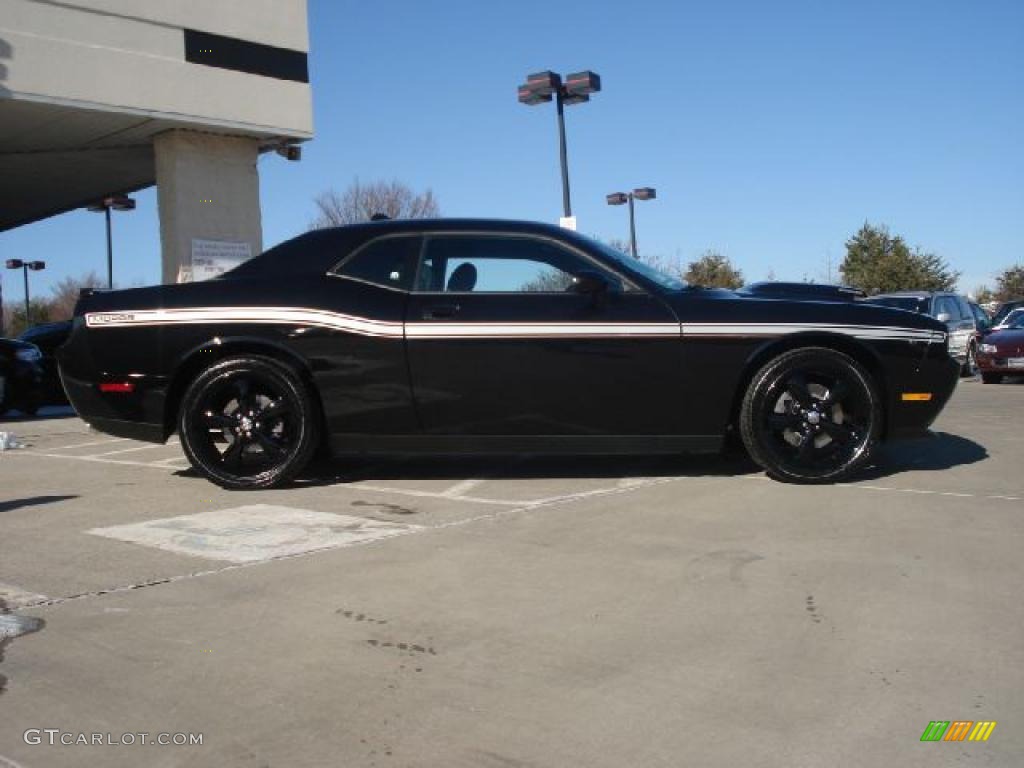 Brilliant Black Crystal Pearl 2010 Dodge Challenger R/T Mopar '10 Exterior Photo #43083030