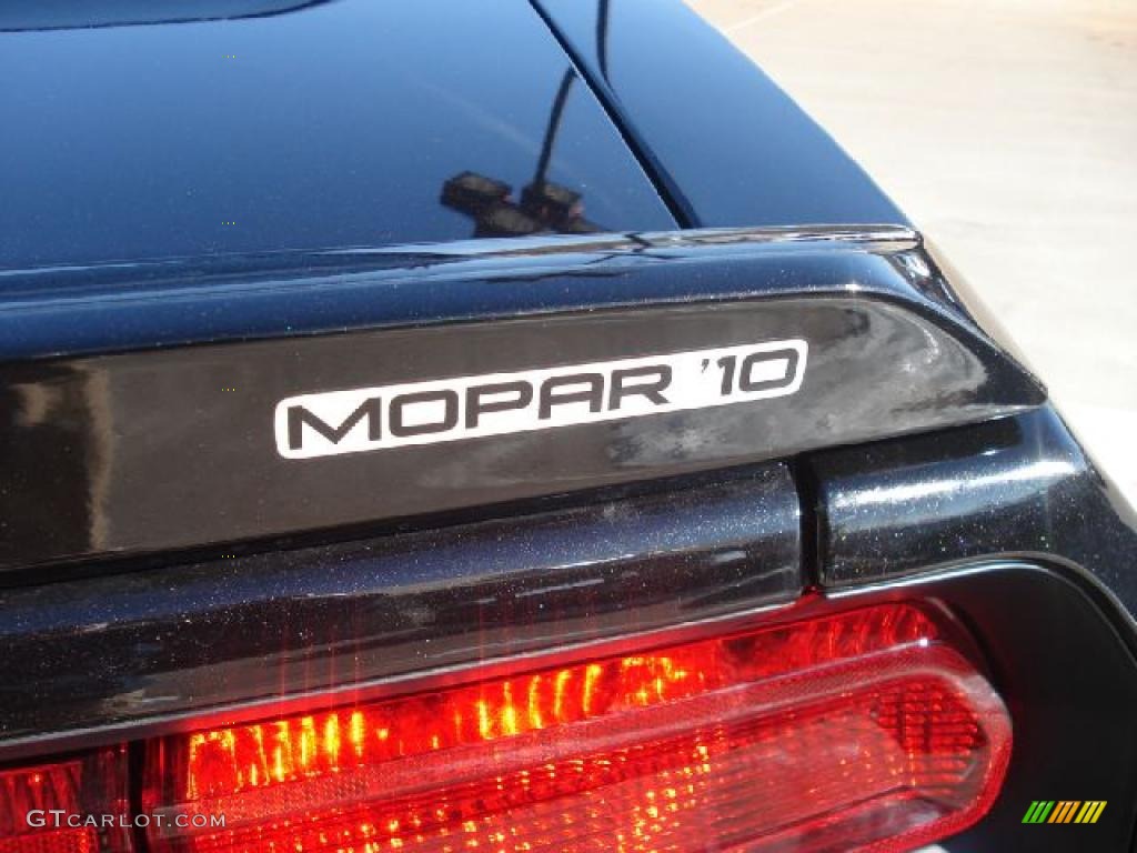 2010 Dodge Challenger R/T Mopar '10 Marks and Logos Photo #43083230
