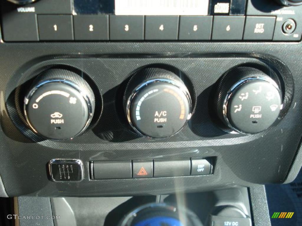 2010 Dodge Challenger R/T Mopar '10 Controls Photo #43083466