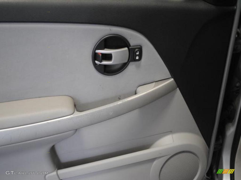 2005 Equinox LT - Galaxy Silver Metallic / Light Gray photo #17