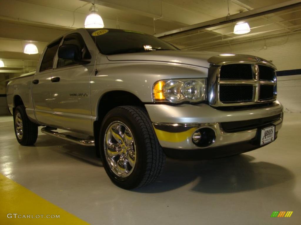 2003 Ram 1500 SLT Quad Cab 4x4 - Bright Silver Metallic / Dark Slate Gray photo #5