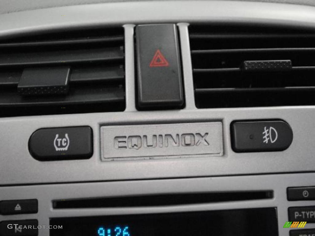 2005 Equinox LT - Galaxy Silver Metallic / Light Gray photo #24