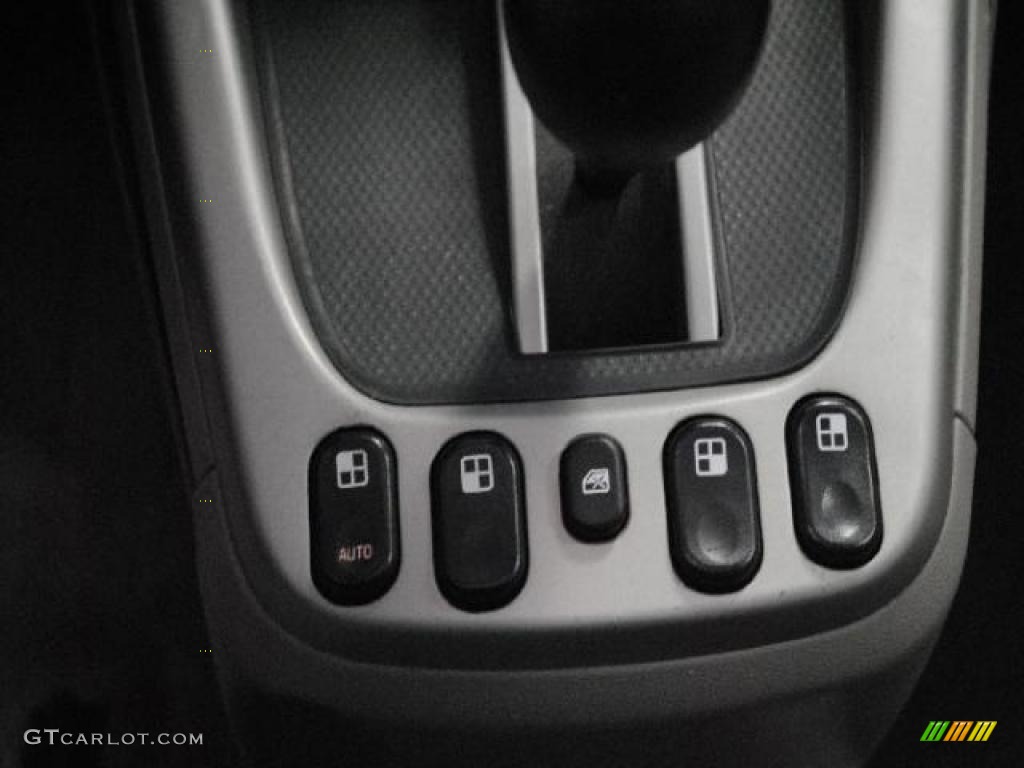 2005 Equinox LT - Galaxy Silver Metallic / Light Gray photo #28