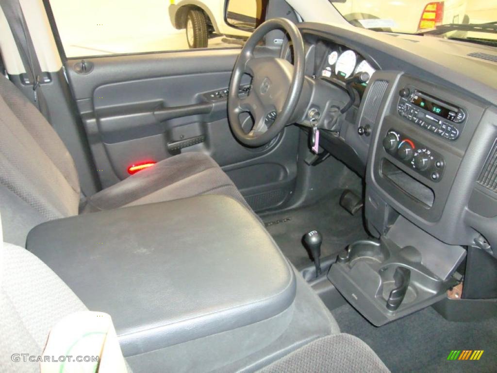2003 Ram 1500 SLT Quad Cab 4x4 - Bright Silver Metallic / Dark Slate Gray photo #17