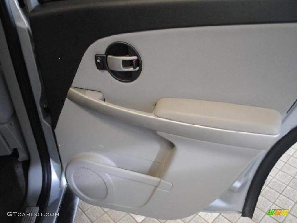 2005 Equinox LT - Galaxy Silver Metallic / Light Gray photo #37