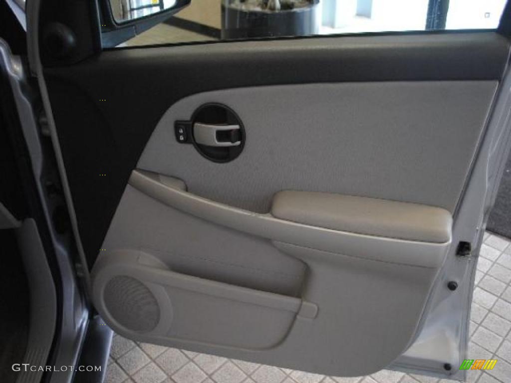 2005 Equinox LT - Galaxy Silver Metallic / Light Gray photo #39