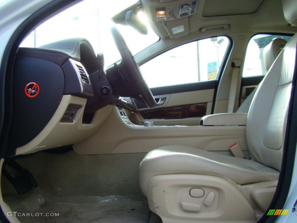 Barley Beige/Truffle Brown Interior 2011 Jaguar XF Sport Sedan Photo #43091752