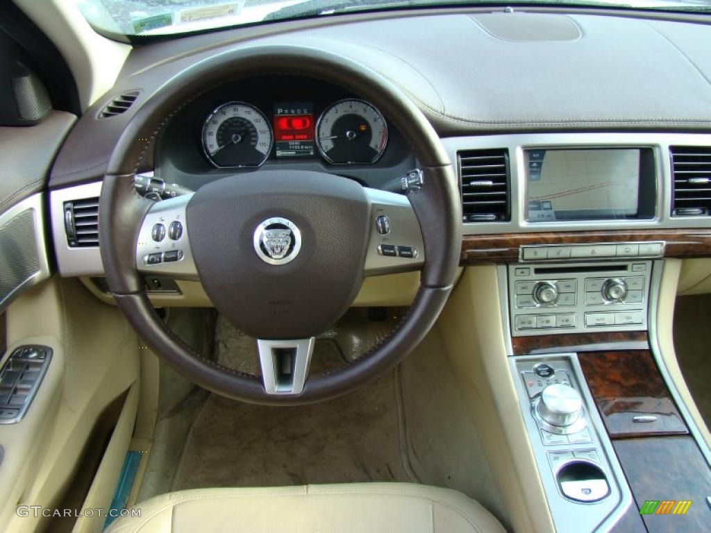 2011 Jaguar XF Sport Sedan Barley Beige/Truffle Brown Dashboard Photo #43091784