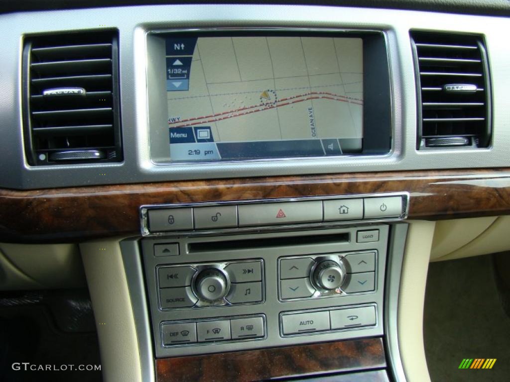 2011 Jaguar XF Sport Sedan Navigation Photo #43091804