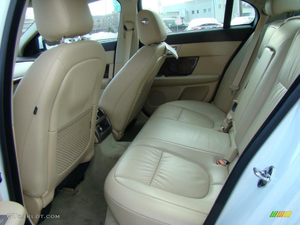 Barley Beige/Truffle Brown Interior 2011 Jaguar XF Sport Sedan Photo #43091852
