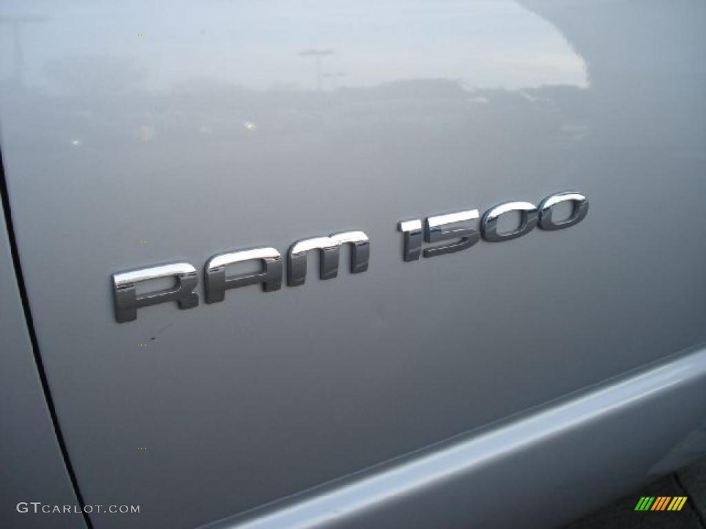 2005 Ram 1500 SLT Quad Cab - Bright Silver Metallic / Dark Slate Gray photo #31