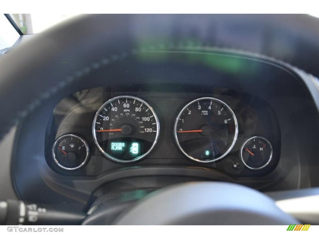 2011 Jeep Compass 2.4 Limited Gauges Photo #43092808