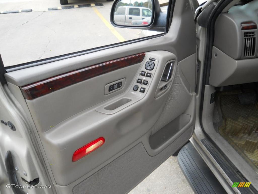 2003 Grand Cherokee Limited - Light Pewter Metallic / Sandstone photo #8