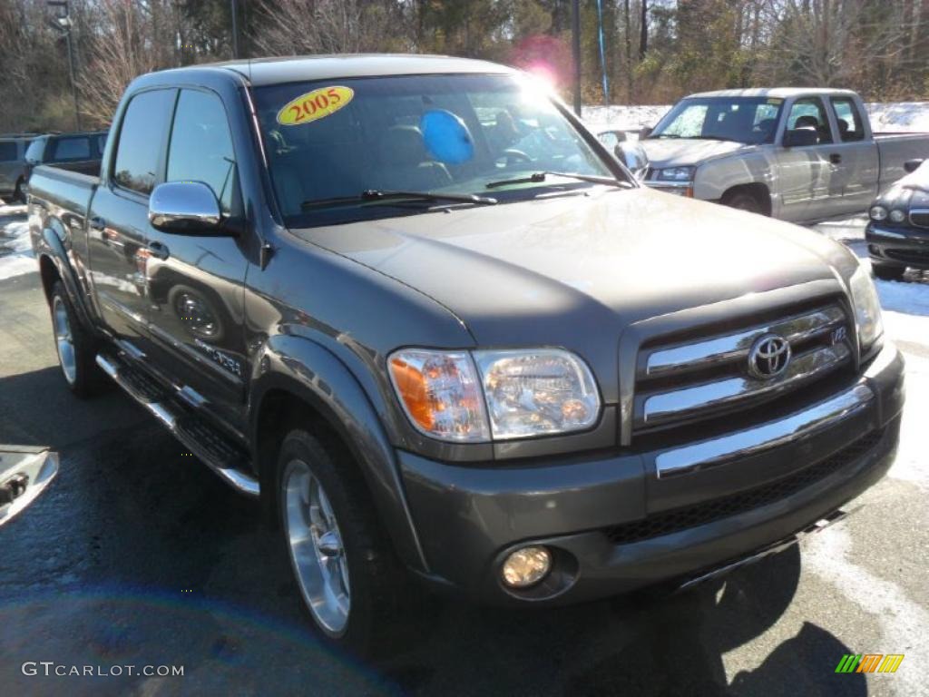 2005 Tundra SR5 Double Cab - Phantom Gray Pearl / Dark Gray photo #5