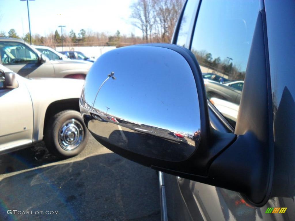 2005 Tundra SR5 Double Cab - Phantom Gray Pearl / Dark Gray photo #14