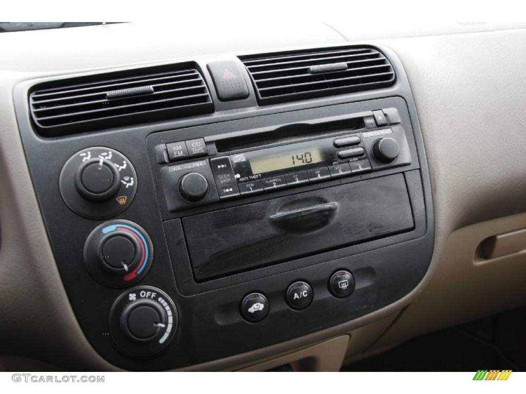 2002 Honda Civic EX Sedan Controls Photo #43101420