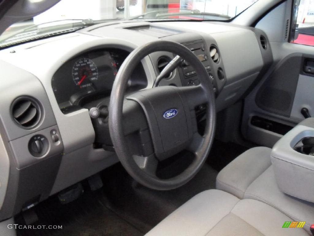 2005 F150 STX Regular Cab - Dark Shadow Grey Metallic / Medium Flint/Dark Flint Grey photo #13