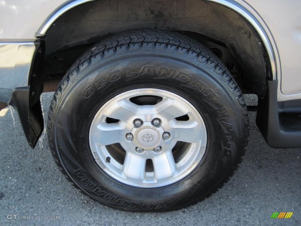 1998 4Runner SR5 4x4 - Beige Pearl / Oak photo #11