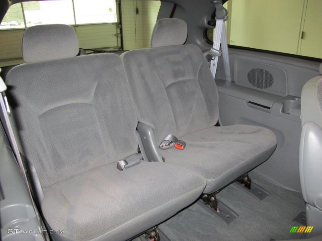 Medium Slate Gray Interior 2004 Chrysler Town & Country LX Photo #43113689