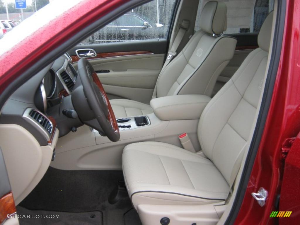 Dark Frost Beige/Light Frost Beige Interior 2011 Jeep Grand Cherokee Overland Photo #43118673