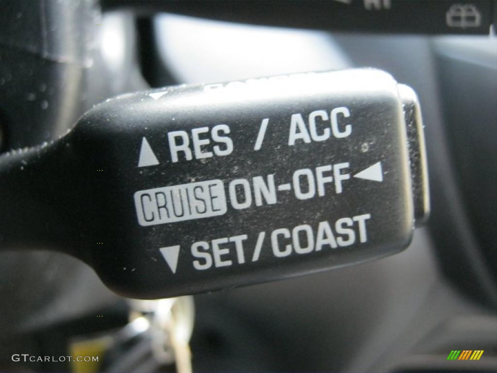 2003 RAV4 4WD - Natural White / Gray photo #10