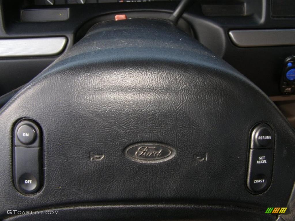 1995 Ford F250 XLT Extended Cab 4x4 Controls Photo #43123394