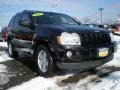 Black - Grand Cherokee Laredo 4x4 Photo No. 3