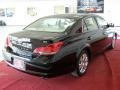 Black - Avalon XLS Photo No. 25