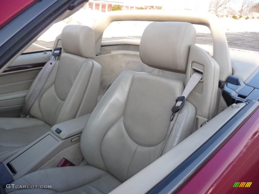 Parchment Interior 1996 Mercedes-Benz SL 320 Roadster Photo #43131019
