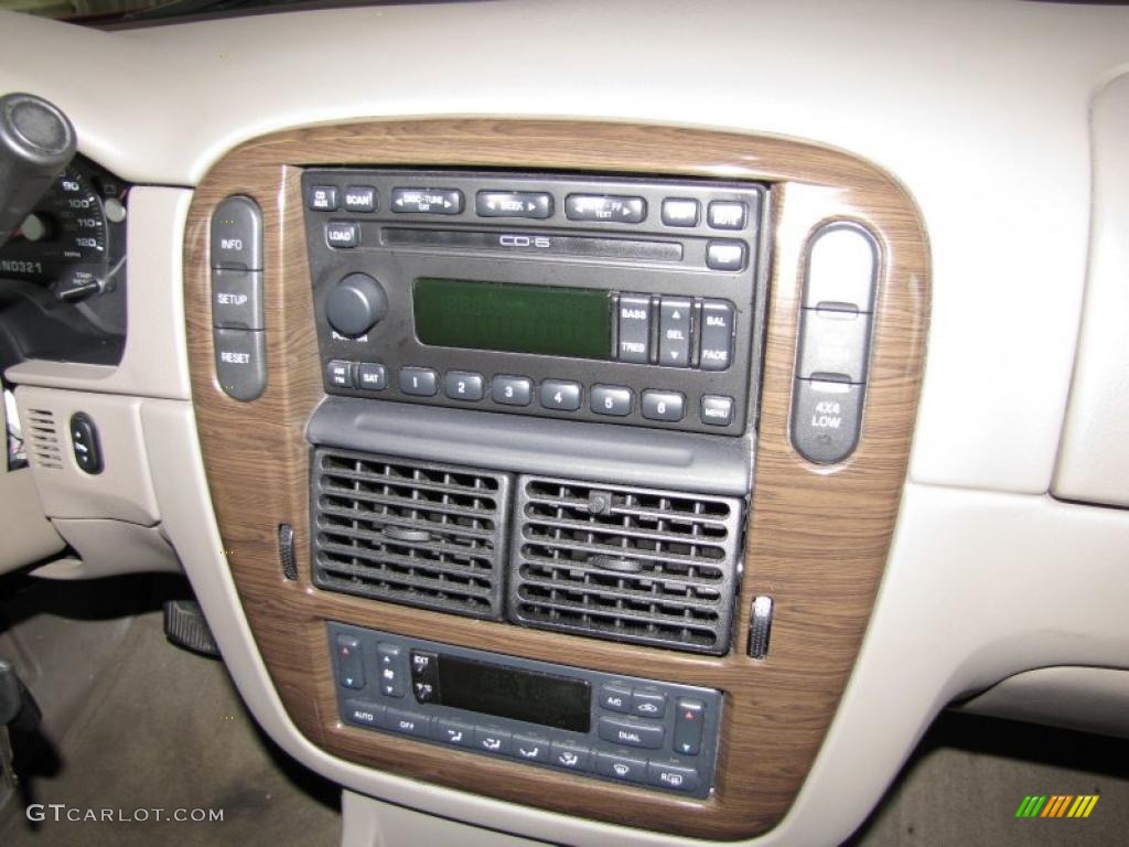 2004 Ford Explorer Eddie Bauer 4x4 Controls Photo #43136947