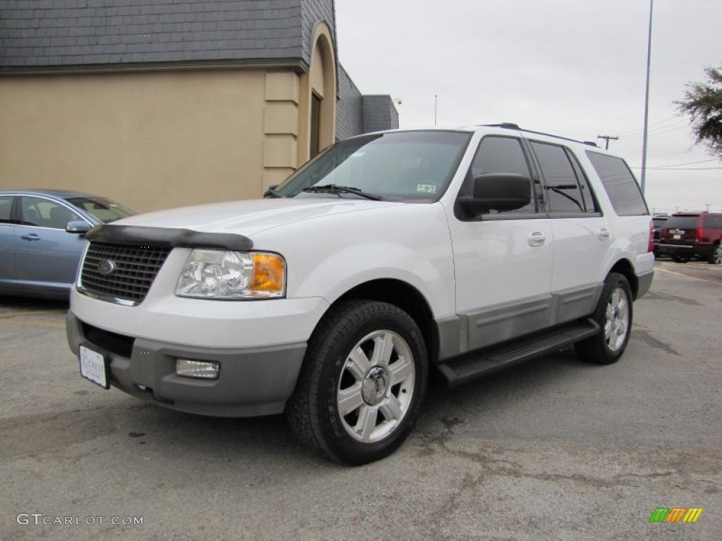 Oxford White 2003 Ford Expedition XLT Exterior Photo #43138923