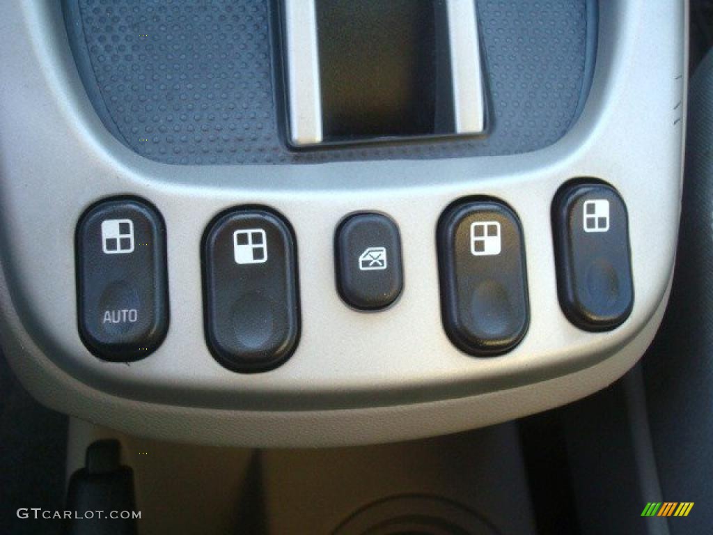 2005 Equinox LT AWD - Galaxy Silver Metallic / Light Gray photo #15