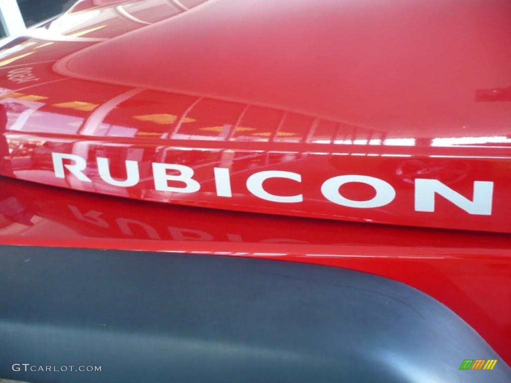 2004 Wrangler Rubicon 4x4 - Flame Red / Dark Slate Gray photo #17