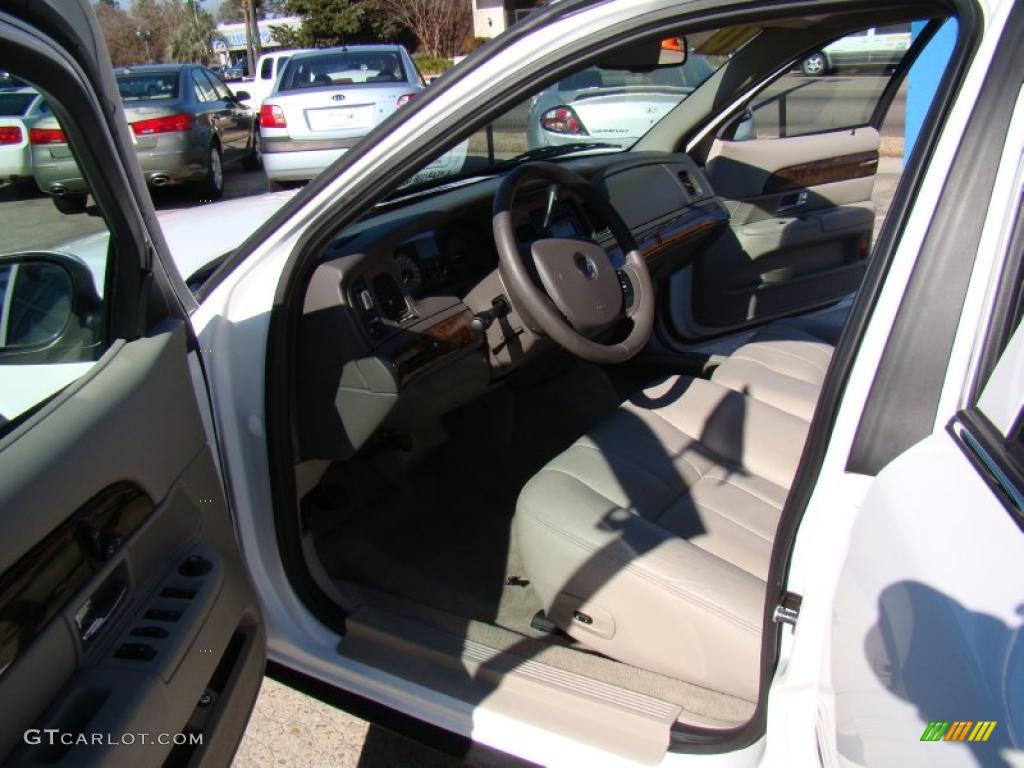 2010 Grand Marquis LS Ultimate Edition - Vibrant White / Medium Light Stone photo #10