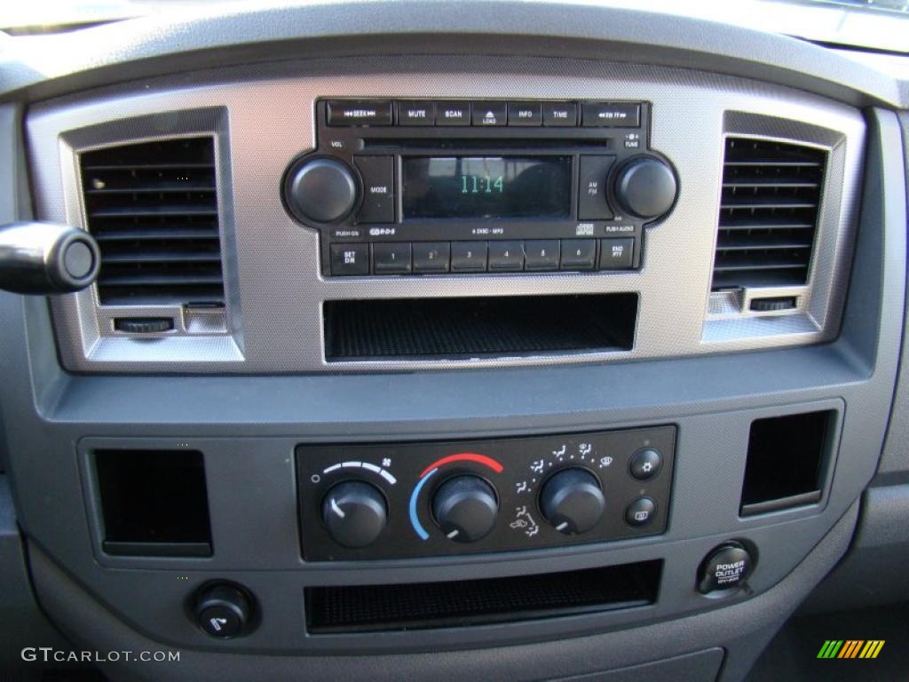2006 Ram 1500 Sport Quad Cab - Atlantic Blue Pearl / Medium Slate Gray photo #25
