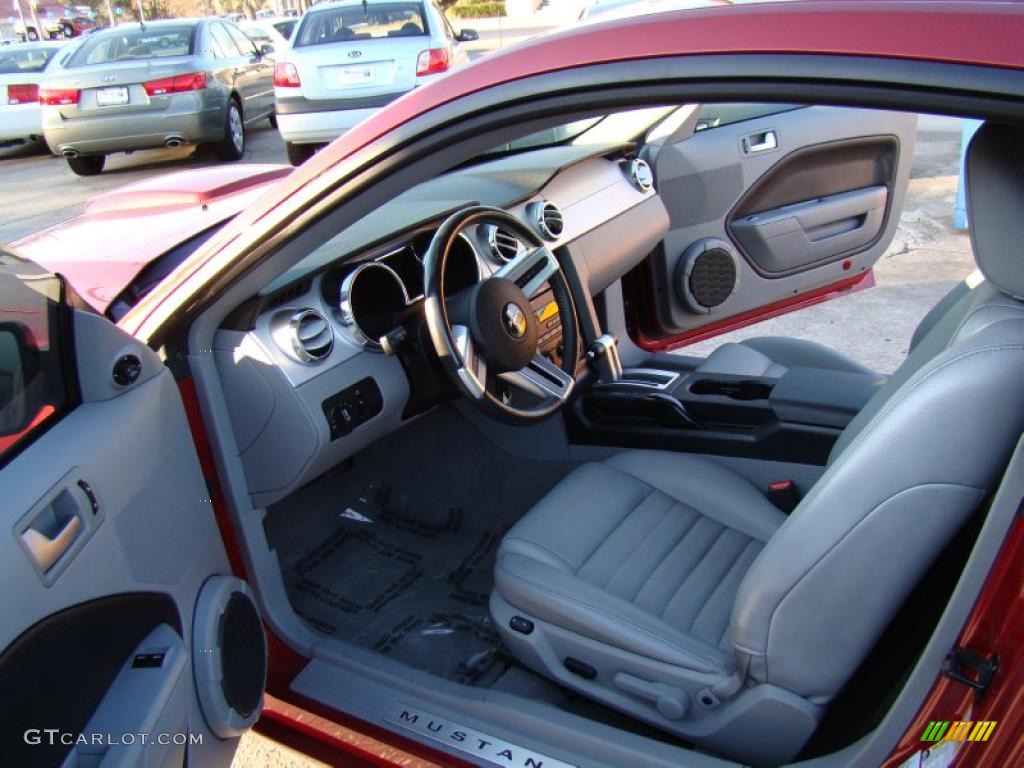 2006 Mustang GT Premium Coupe - Redfire Metallic / Light Graphite photo #9