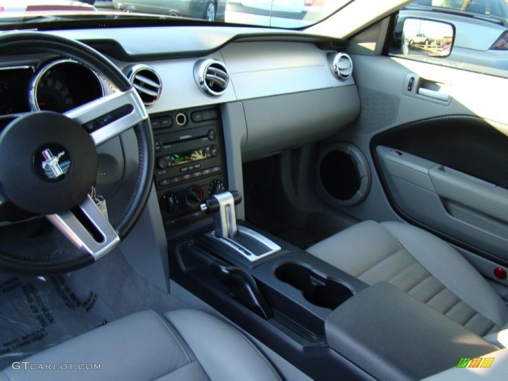 2006 Mustang GT Premium Coupe - Redfire Metallic / Light Graphite photo #16
