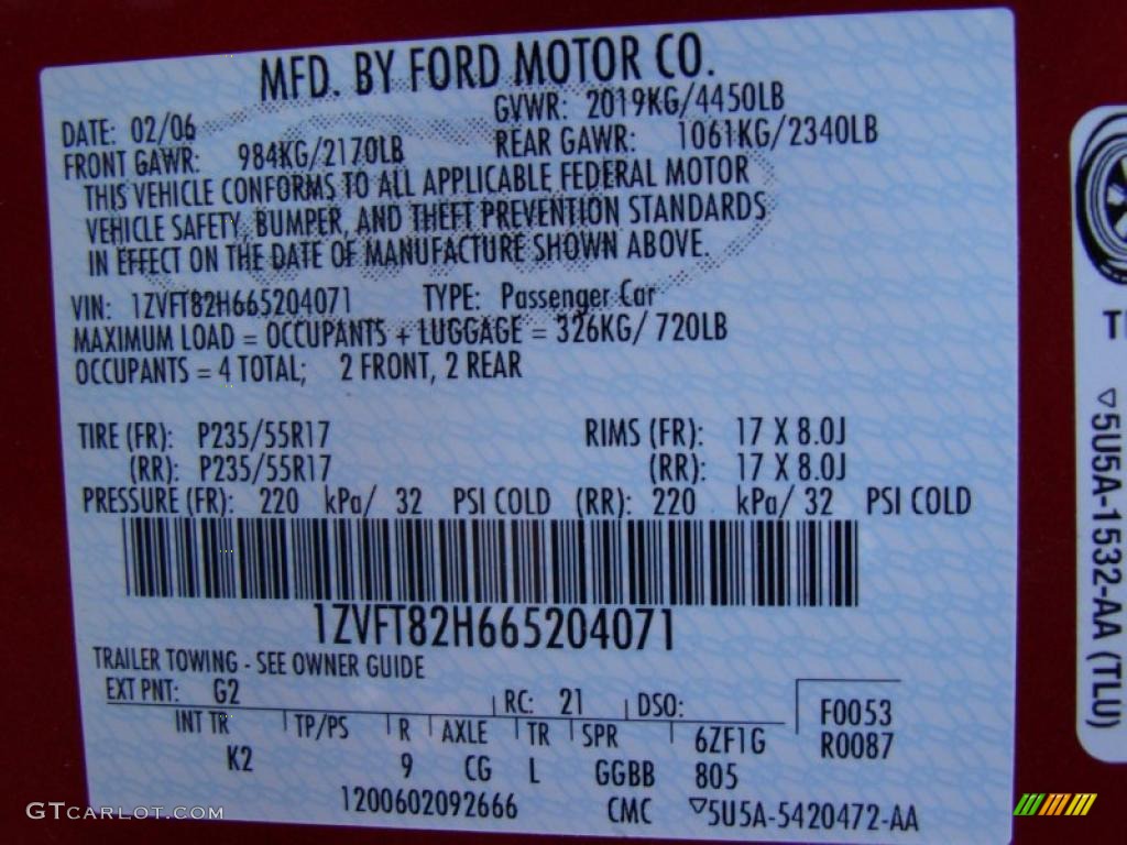 2006 Mustang GT Premium Coupe - Redfire Metallic / Light Graphite photo #26
