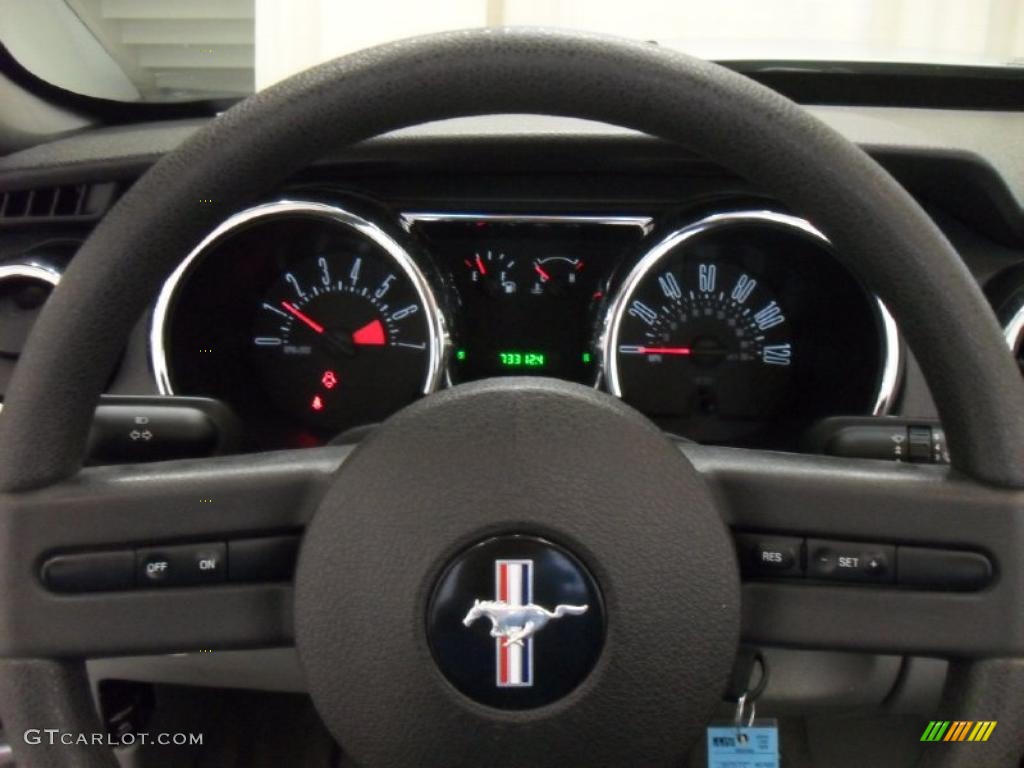 2005 Ford Mustang V6 Deluxe Convertible Gauges Photos