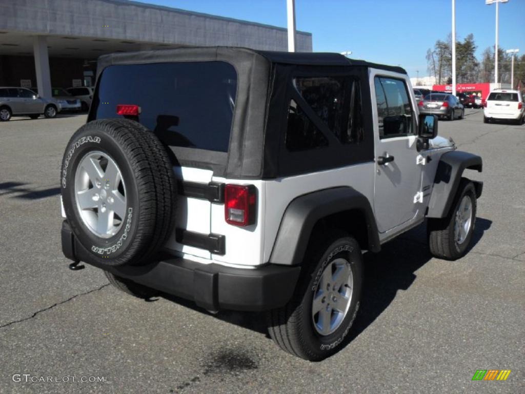 2011 Wrangler Sport S 4x4 - Bright White / Black photo #4