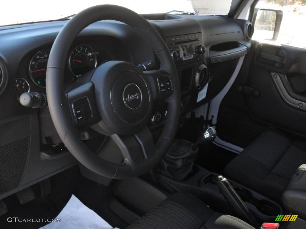 2011 Wrangler Sport S 4x4 - Bright White / Black photo #26