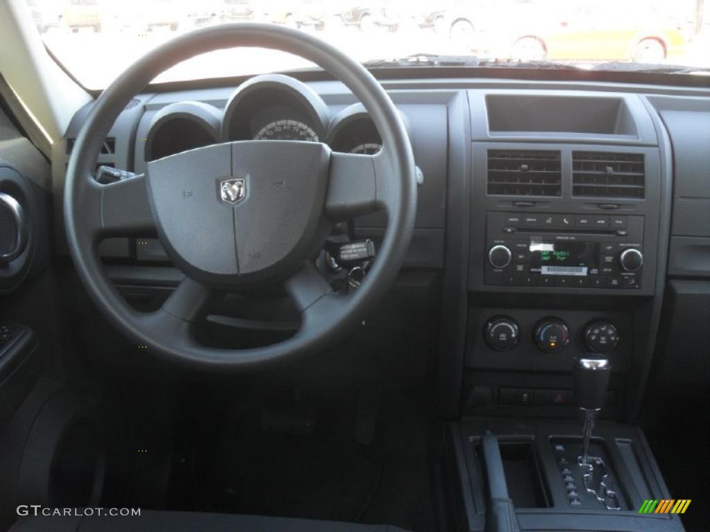 2011 Dodge Nitro Heat Dashboard Photos