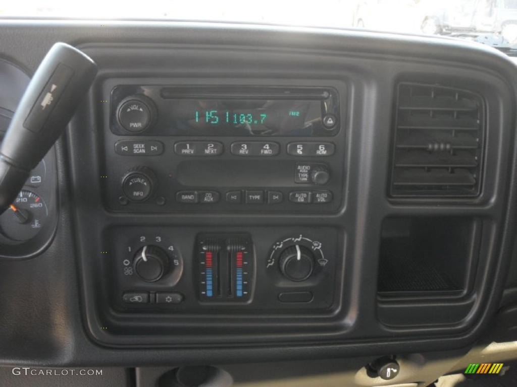 2006 Chevrolet Silverado 1500 Work Truck Regular Cab Controls Photo #43165441