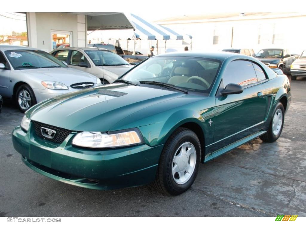 Amazon Green Metallic 2000 Ford Mustang V6 Coupe Exterior Photo #43166185