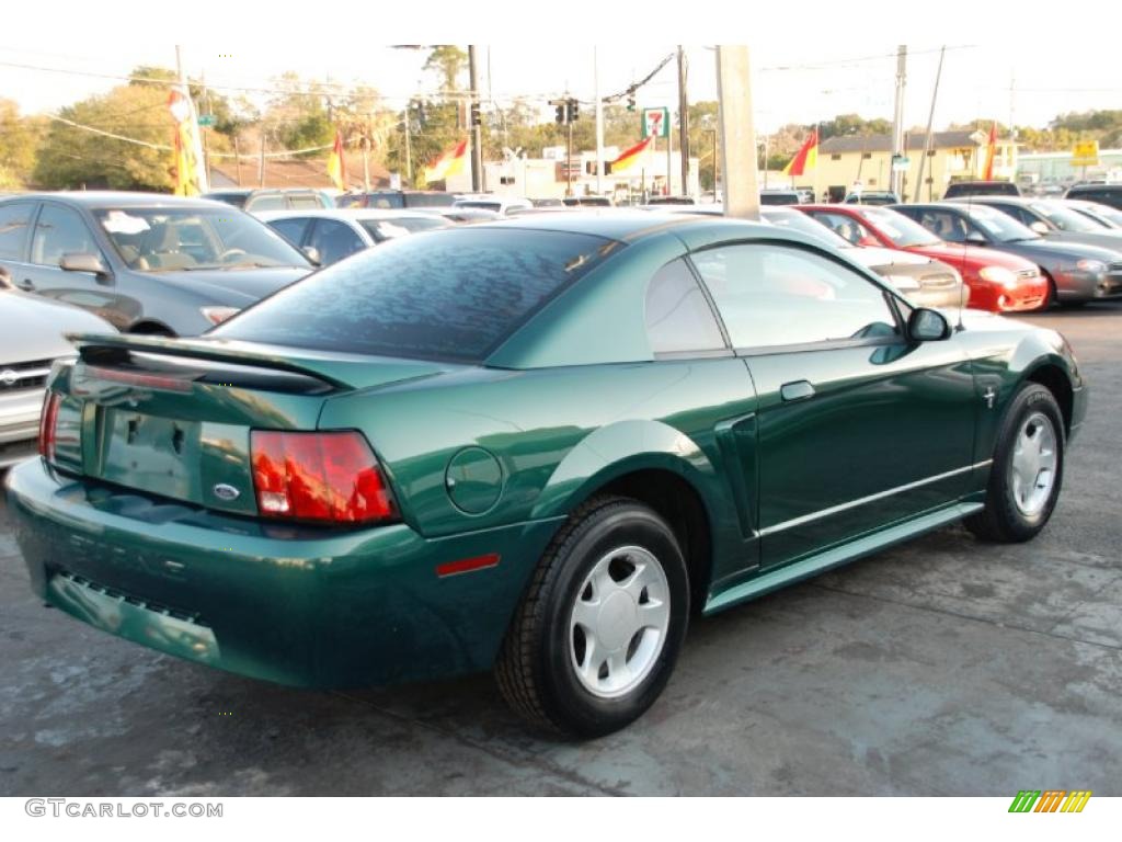 Amazon Green Metallic 2000 Ford Mustang V6 Coupe Exterior Photo #43166349