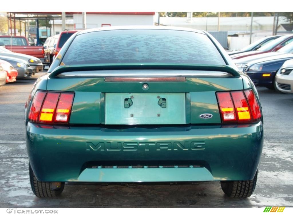 Amazon Green Metallic 2000 Ford Mustang V6 Coupe Exterior Photo #43166361
